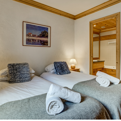 room-5-chalet-cascade.png