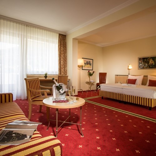 sporthotel-royer-family-room.jpg