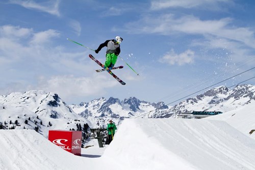 rendl beach skier jump trick on ramp