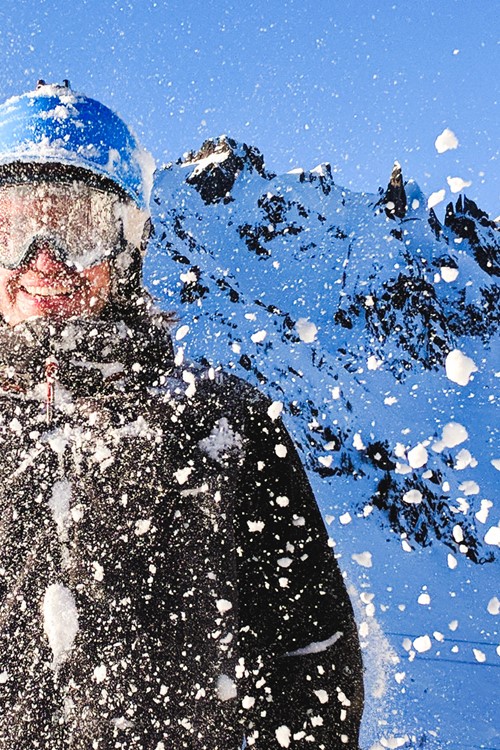 201801 Chamonix Throwing Snow (40).jpg